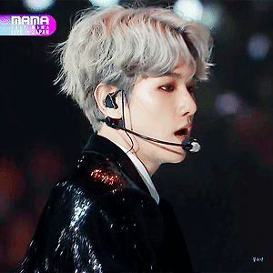[GIF] 171129 MNET MAMA JAPAN 백현 BAEKHYUN