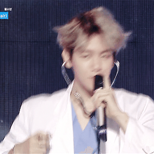 [GIF] 151219 음악중심 불공평해 백현 BAEKHYUN
