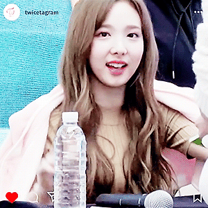 180114 TWICE TV 2018 EP.01 나연 움짤 - 5p