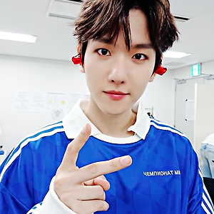 [EDIT] 180729 SMTOWN 인스타그램 백현 BAEKHYUN