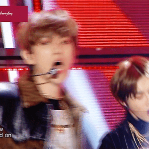 [GIF] 181103 음악중심 백현 BAEKHYUN