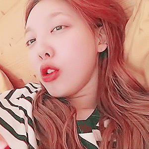 170623 TWICE TV5 -TWICE in SWITZERLAND- EP.15 나연 움짤 - 9p