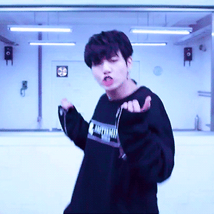 BTS (방탄소년단) 'MIC Drop (Steve Aoki Remix)' MV