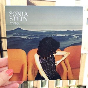 Sonia Stein - Waiting