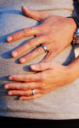 임산부 배려석 바로<br>앞에 임산부가 서<br>있었다