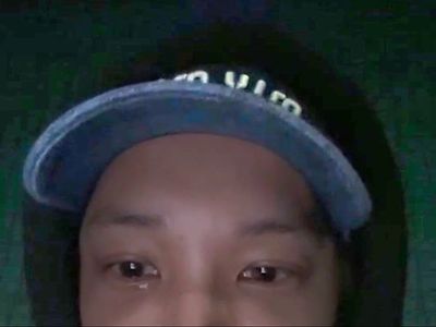 실시간 입대날짜 받고 라이브방송에서 우는 엑소 카이
