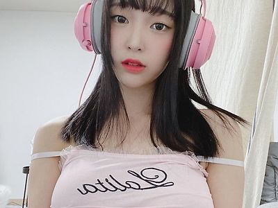 모델 강인경