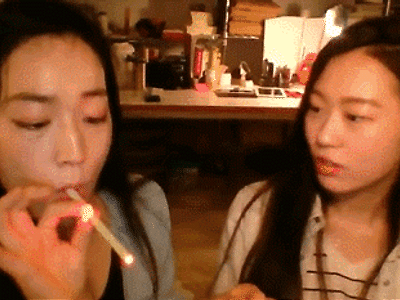 성인 여성이 담배 피면 위험한 이유