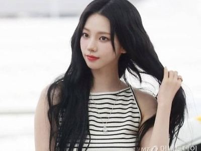에스파 카리나, '日마루타' 논란 만화 추천…"의도 있던 건 아냐"