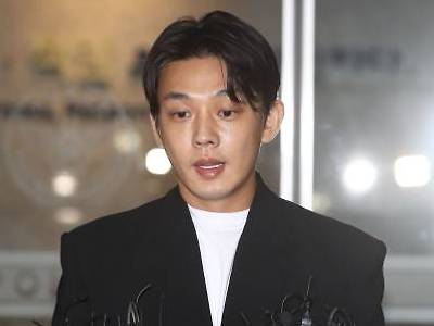 [단독] 유아인 '동성 성폭행' 혐의 입건59
