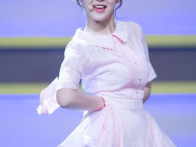 오마이걸 아린이 18세 여고생 시절