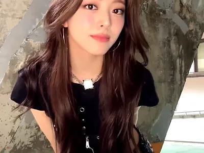 유나