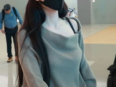 김유정 인도네시아 자카르타 출국