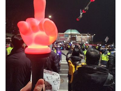 이거 들고 갔는데 사람들이 어디서 샀냐고 자꾸 물어봄