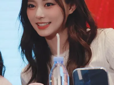중국 팬사인회 간 트와이스 쯔위