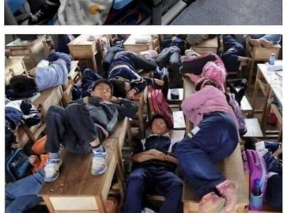 중국의 신기한 낮잠문화.jpg