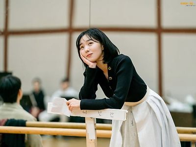 연극배우로 돌아간 채수빈 최신 근황