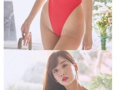 롤코녀 임이지 이해인 빨간 초 하이레그 모노키니