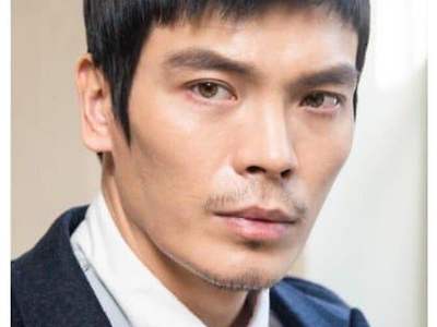 충격적인 부사관 비주얼.jpg
