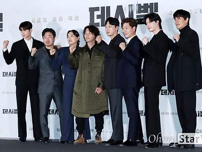 이게 말이 되나 싶은 차은우 비율.jpg