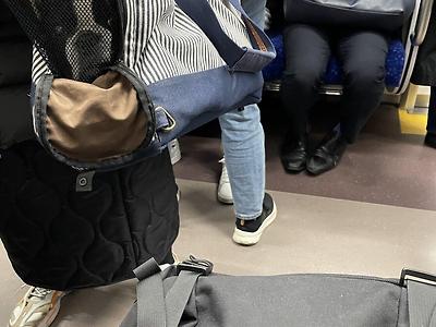 출근길 누군가의 시선이 느껴진다