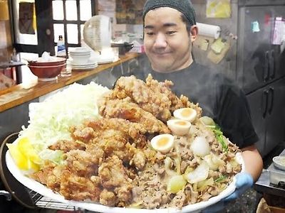 일본의 8kg 치킨 덮밥