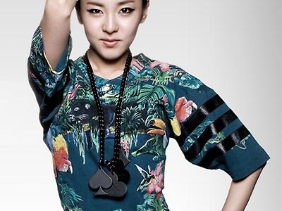 데뷔 후 처음 파격 변신 아닌 제대로 꾸미고 나오는 산다라박...jpgif