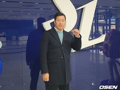 오피셜) 삼성 라이온즈 새 수석코치 이병규.jpg