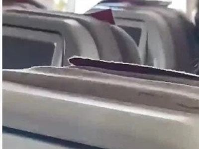 [2보] 아시아나 여객기, 착륙 직전 개문 비행…"승객이 문 열어"