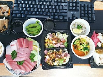 새로 생긴 참치집 2만원어치
