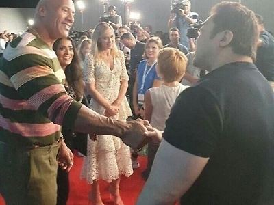 마동석을 아이로 만들어버리는 남자