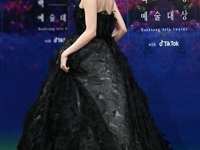 오늘자 백상 수지....JPG