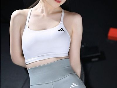 복장이쁜 헬스녀