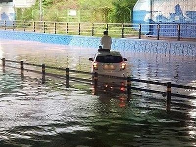 어디선가 본듯한 인천 영종도 스파크남