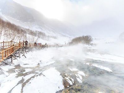 우리 강산의 아름다운 사계절(백두산)