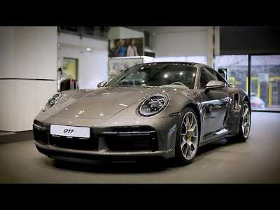 포르쉐 911 Turbo S у кольорі Agate Grey Metallic