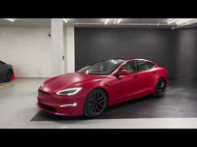 2021 Tesla Model S PLAID - Walkaround in 4k