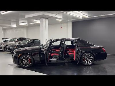 2022 Rolls-Royce Ghost BLACK BADGE - Walkaround in 4k