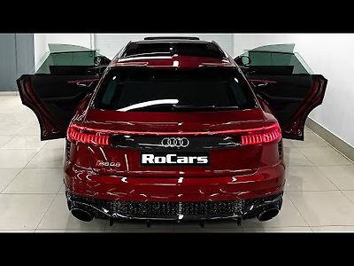 2022 Audi RS Q8 in Matador Red