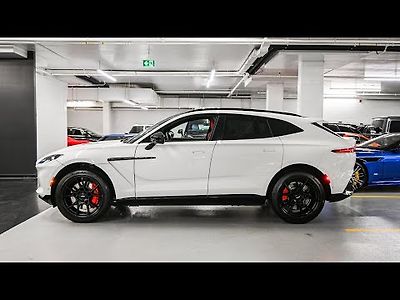 2022 Aston Martin DBX Bespoke - Revs + Walkaround in 4k HDR