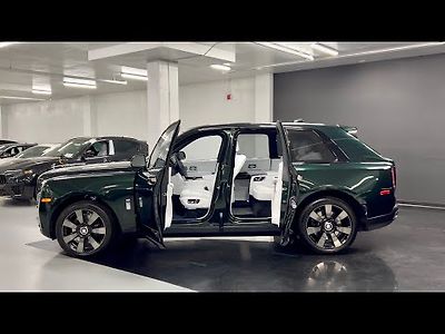 2022 Rolls-Royce Culinan Dark Green - Walkaround in 4k