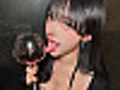 넘웃긴다