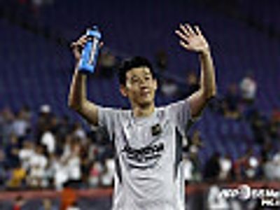 메시의 3배! 미국은 지금 ‘SON 홀릭’···“손흥민, LAFC 합류 1달 만에 유니폼 150만 장 판매 확실”···“MLS 역대 최고 기록”