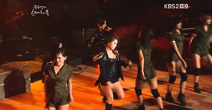 퀸덤에서 커버한다는 2011년에 발매된 바로 그 곡.gif | 인스티즈