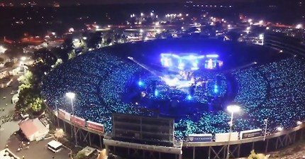 BTS 응원도구인 야광봉 '아미밤3의 놀라운 기능 | 인스티즈