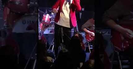 콘서트에서 퀸 따라 하는 숲튽훈 | 인스티즈