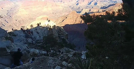 그랜드캐니언 2018년 12월 30일 사고 영상 (한인)/Korean fell off the cliff in Grand canyon on 30th of December, 2018
