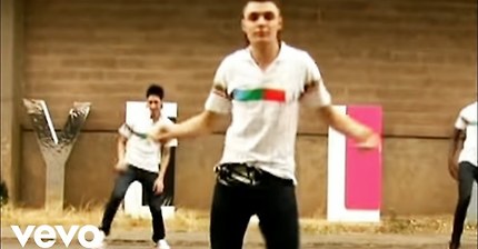 Yelle - A Cause Des Garcons