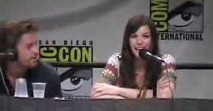 Liv Tyler still speaks Elvish