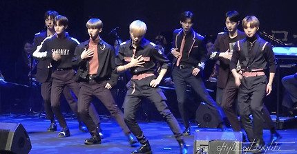 [4K] 180123 이데일리문화대상_Beautiful 강다니엘 FOCUS 직캠